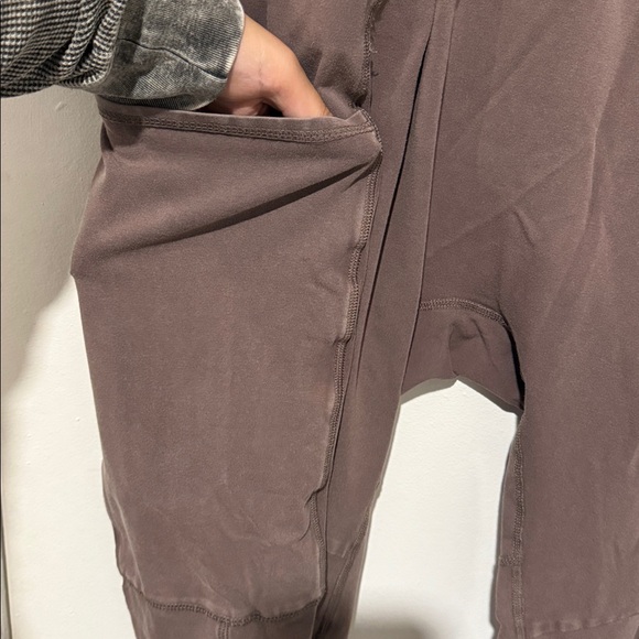 Free People Hot Shot Pants - Picture 3 of 10